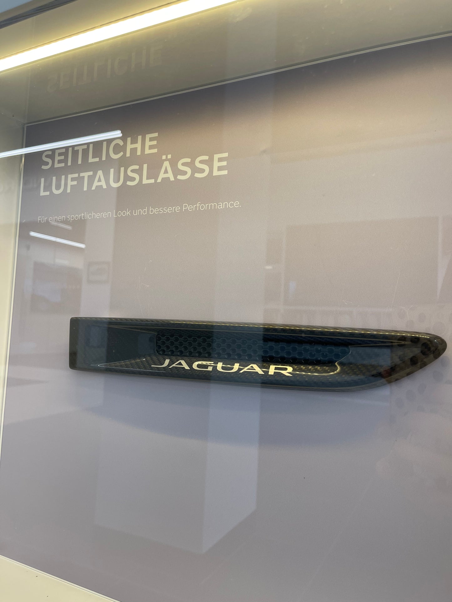 Jaguar seitliche Luftauslässe